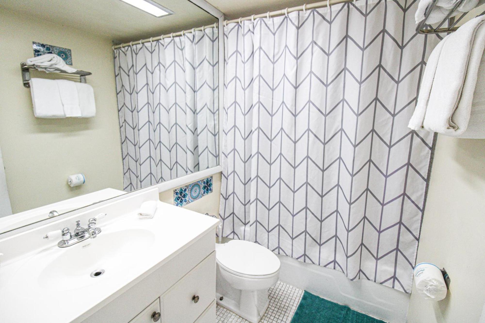 Castle 1733 Ocean View Studio With Direct Beach Access, Pool, Tennis & Free Parking Маями Бийч Екстериор снимка